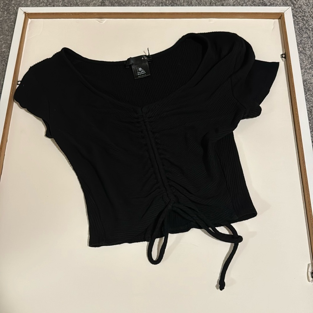 black crop top